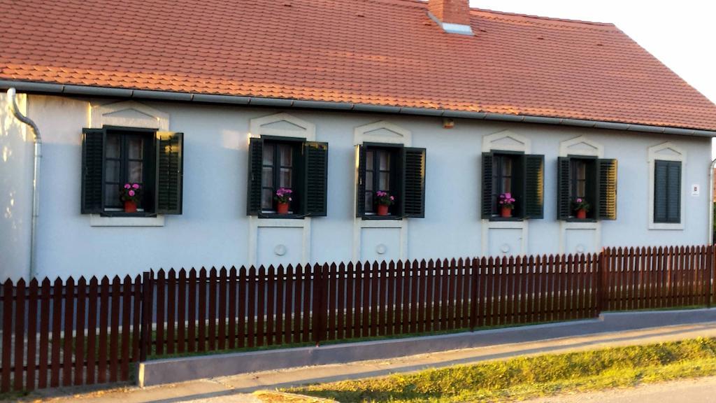 Готель Szentgyoergyvoelgy Vendeghaz Orseg Szentgyorgyvolgy Екстер'єр фото